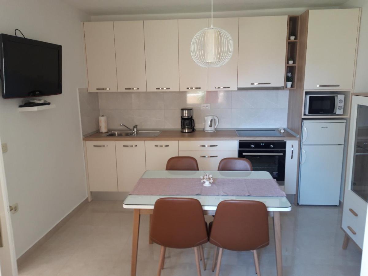 Apartments Smiljana Mucic Makarska Luaran gambar