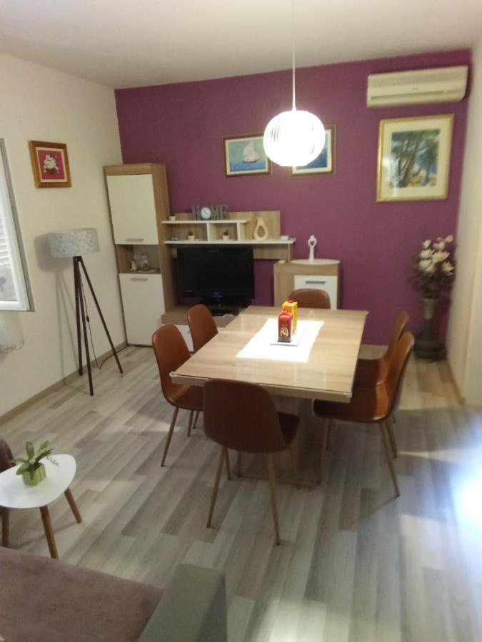 Apartments Smiljana Mucic Makarska Luaran gambar