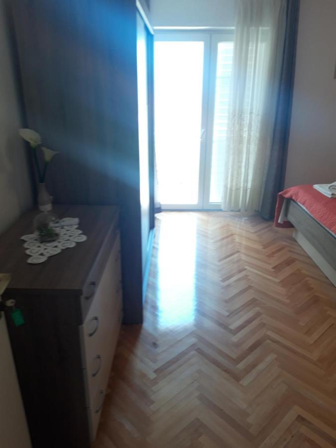 Apartments Smiljana Mucic Makarska Luaran gambar